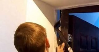 Демонтаж металлической двери в Сосновоборске - стоимость от 2104 рублей